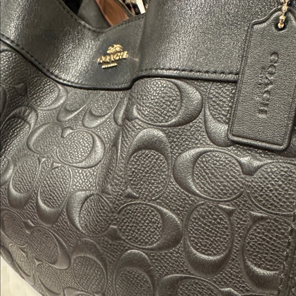 Coach Tote Lexy Signature Black Leather Embossed Bag - Picture 5 of 16